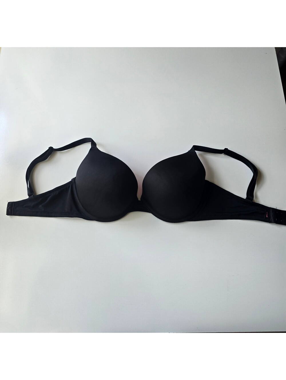 PINK Victoria's Secret Black Wear Everywhere Push Up Underwire Bra 32DD